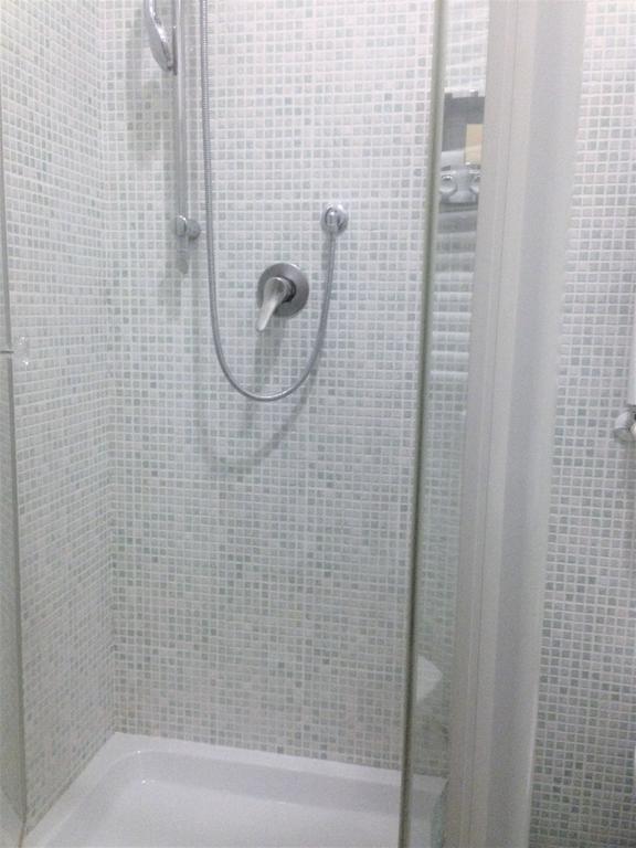 Giuly Guesthouse Rome Bagian luar foto