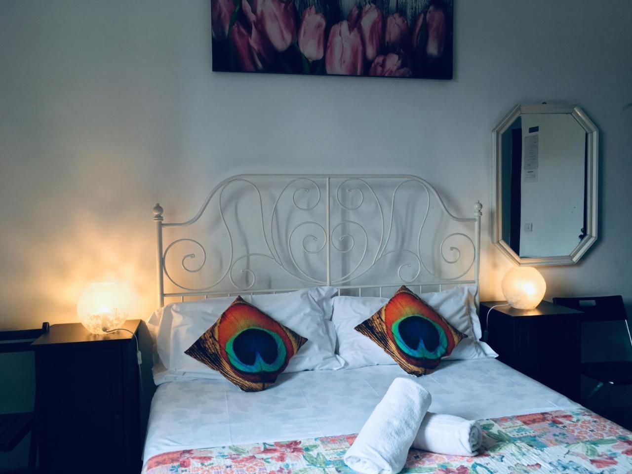 Giuly Guesthouse Rome Bagian luar foto